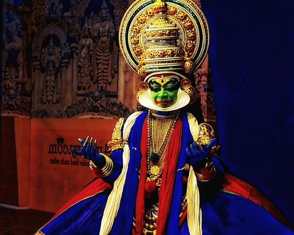 Comment découvrir les traditions de la danse Kathakali au Kerala, Inde?